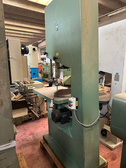 4SS202408-Caselli-Group-BAND-SAW-CENTAURO-900 (2).jpeg